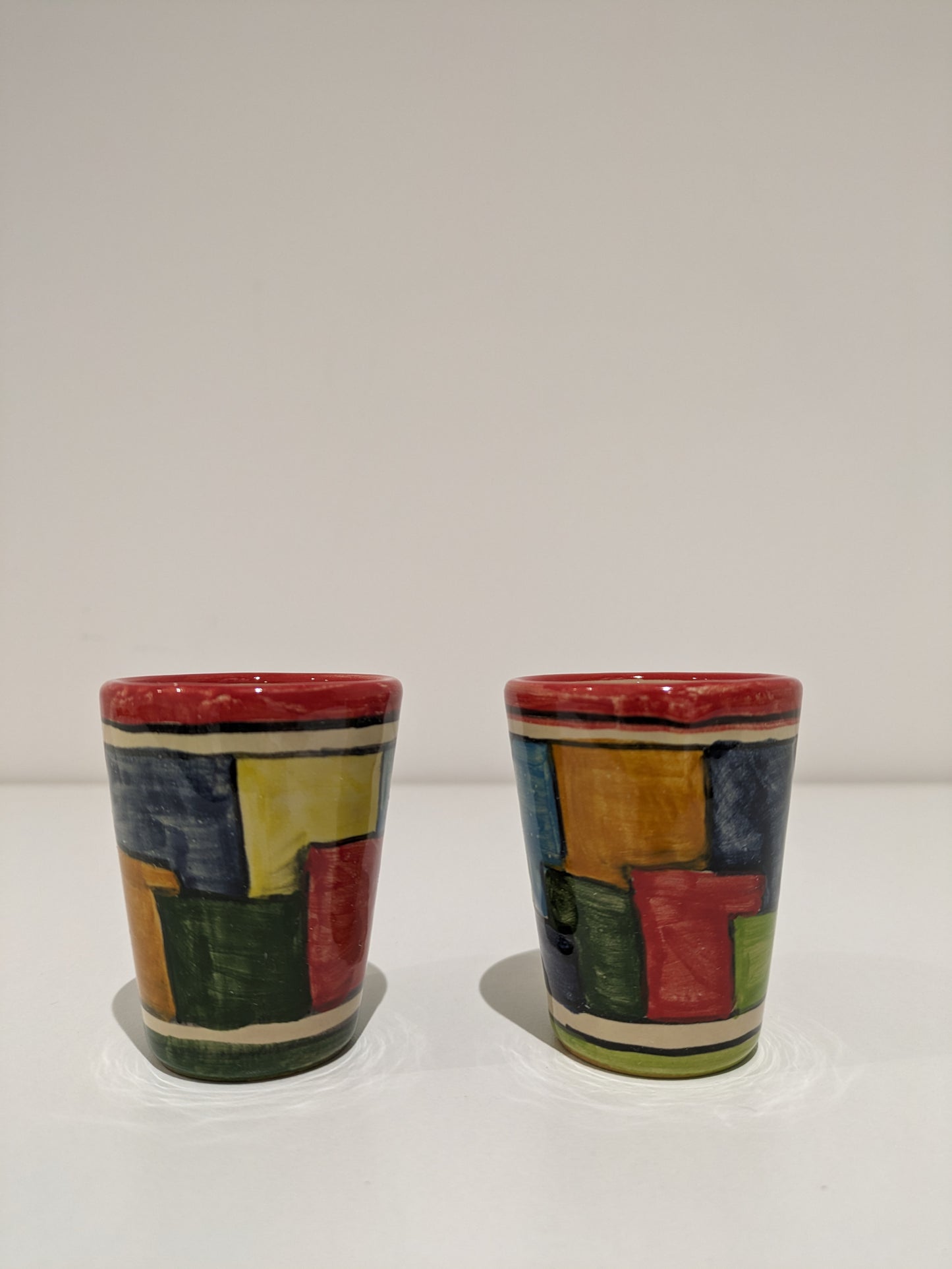 Regalo siciliano: Mandala Rosato + Bicchierini in Ceramica di Caltagirone